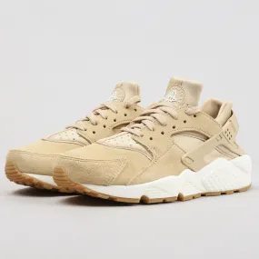 Nike WMNS Air Huarache Run SD