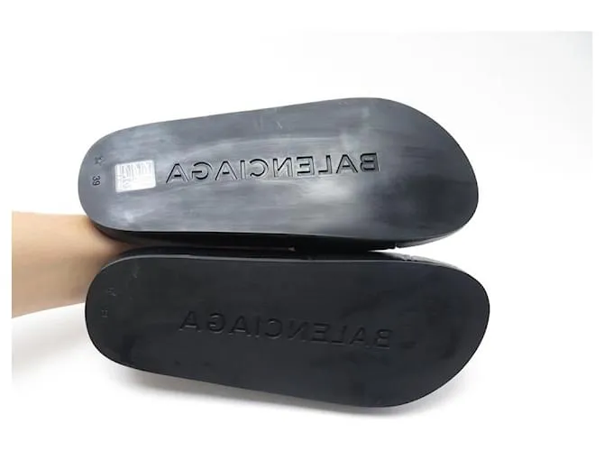 NUEVAS SANDALIAS BALENCIAGA DE PISCINA EN CAUCHO NEGRO TAMAÑO 39 NUEVAS ZAPATOS 