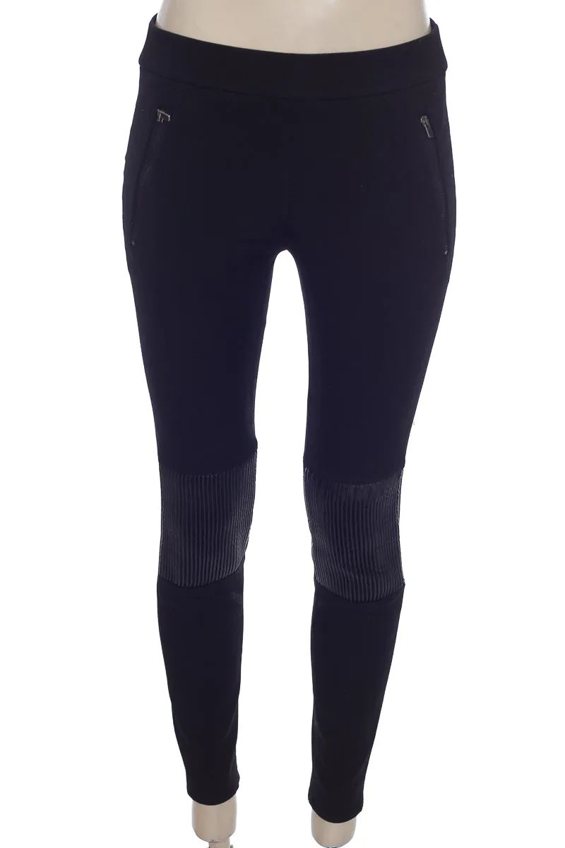 Pantalón color Negro - Closeando